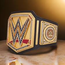 The-Ultimate-Replica-Exploring-the-Undisputed-WWE-Universal-Championship-Belt